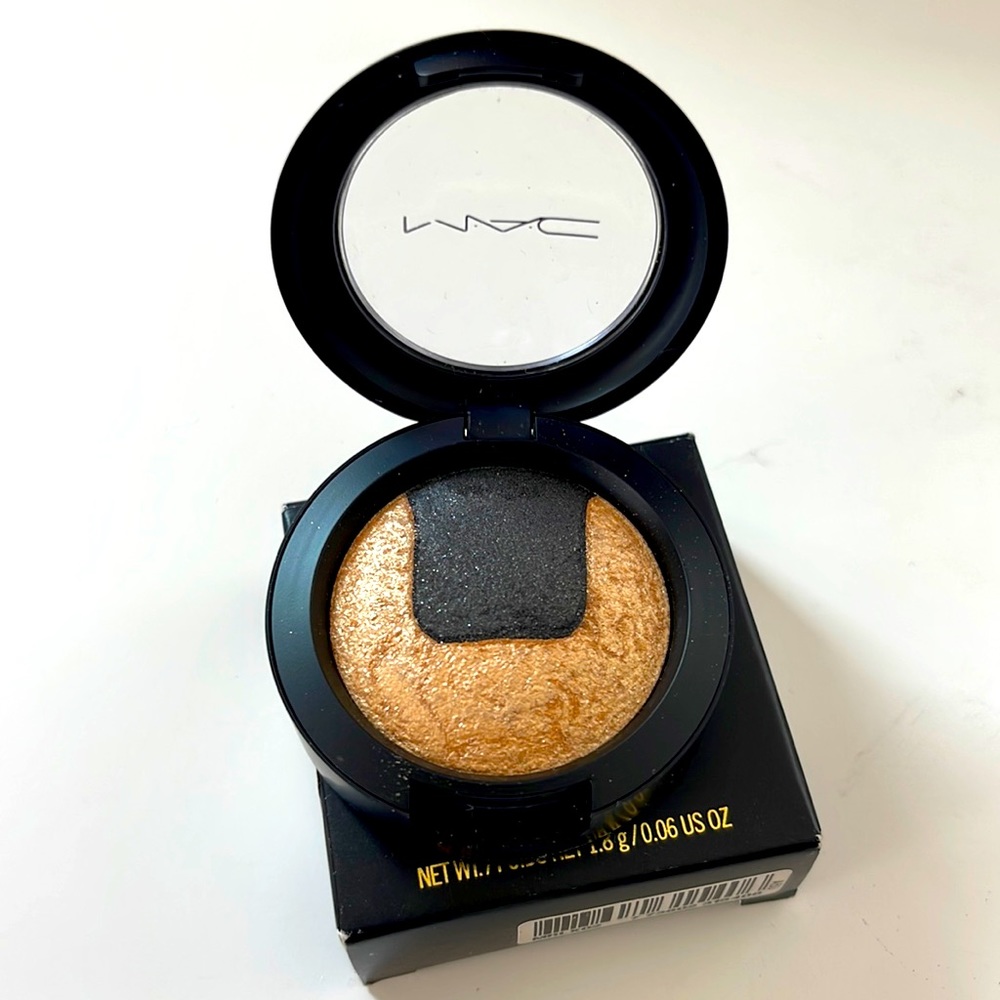 MAC - Gilded Night - Mineralize Eyeshadow | Limited Edition Discontinued